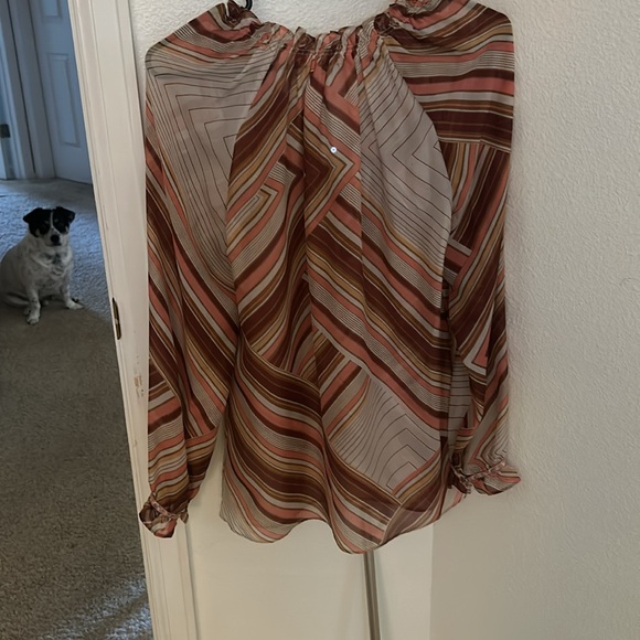 100% silk Robert graham blouse size xs - Picture 3 of 3